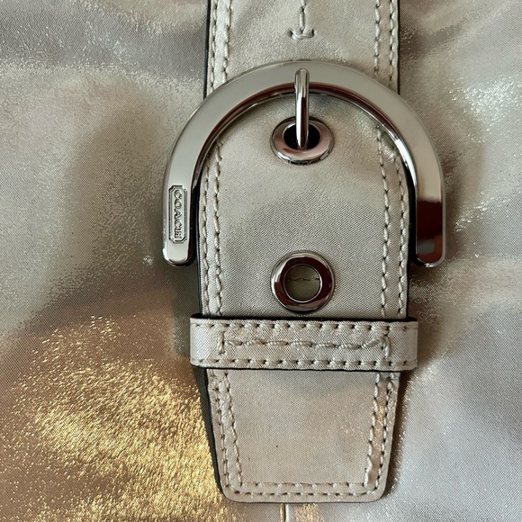 Coach pearlescent metallic handbag EXCELLENT! - Picture 10 of 13